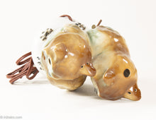 Load image into Gallery viewer, VINTAGE PORCELAIN TWO WISE OWL BIRDS /SCENTED OIL DIFFUSER/PERFUME LAMP/NIGHT LIGHT