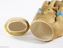 Load image into Gallery viewer, RARE "MOPSY" RAGGEDY ANN HOLDING GINGERBREAD MAN/DOLL COOKIE JAR