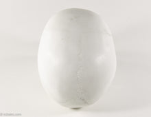 Load image into Gallery viewer, REALISTIC WHITE RESIN LIFE-SIZE HUMAN SKULL MODEL/FIGURE