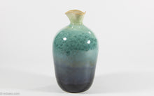 Load image into Gallery viewer, VINTAGE SMALL OMBRE ASIAN BUD VASE WITH RUFFLED NECK