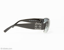 Load image into Gallery viewer, VINTAGE AUTHENTIC BLACK CHANEL CRYSTAL CC LOGO SUNGLASSES | STYLE 4117-B
