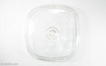 Load image into Gallery viewer, VINTAGE CORNINGWARE/PYREX "COUNTRY FESTIVAL" 5 QUART CASSEROLE DISH WITH COVER | 1975
