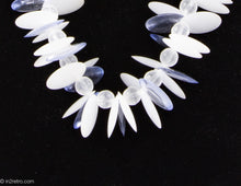 Load image into Gallery viewer, VINTAGE BLUE/WHITE PLASTIC CIRCLES NECKLACE - 1980s