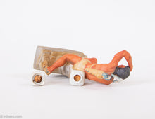 Load image into Gallery viewer, VINTAGE DECANTER SKI COUNTRY NATIVE AMERICAN SCOUT | 1978