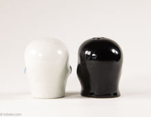 Load image into Gallery viewer, CERAMIC DAY OF THE DEAD/ DIA DE LOS MUERTOS SKULL COUPLE SALT AND PEPPER SHAKERS