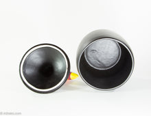 Load image into Gallery viewer, VINTAGE TOUCAN COOKIE JAR BLACK WITH COLORFUL BEAK