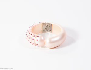 VINTAGE PEARLIZED PINK PLASTIC RHINESTONE CLAMPER BRACELET (UNSIGNED WEISS?) - 1950s