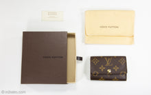 Load image into Gallery viewer, VINTAGE AUTHENTIC LOUIS VUITTON 6-KEY KEY CASE
