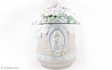Load image into Gallery viewer, PRECIOUS MOMENTS ENESCO CERAMIC &quot;THE KITCHEN IS THE HEART OF THE HOME&quot; COOKIE JAR | 1995
